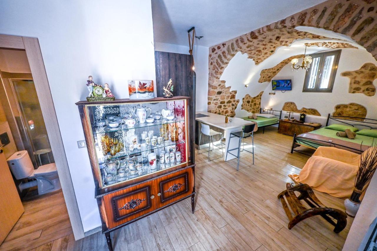 Καμάρα Χωριό Φοινίκι , Kamara Finiki Village Moláoi Esterno foto